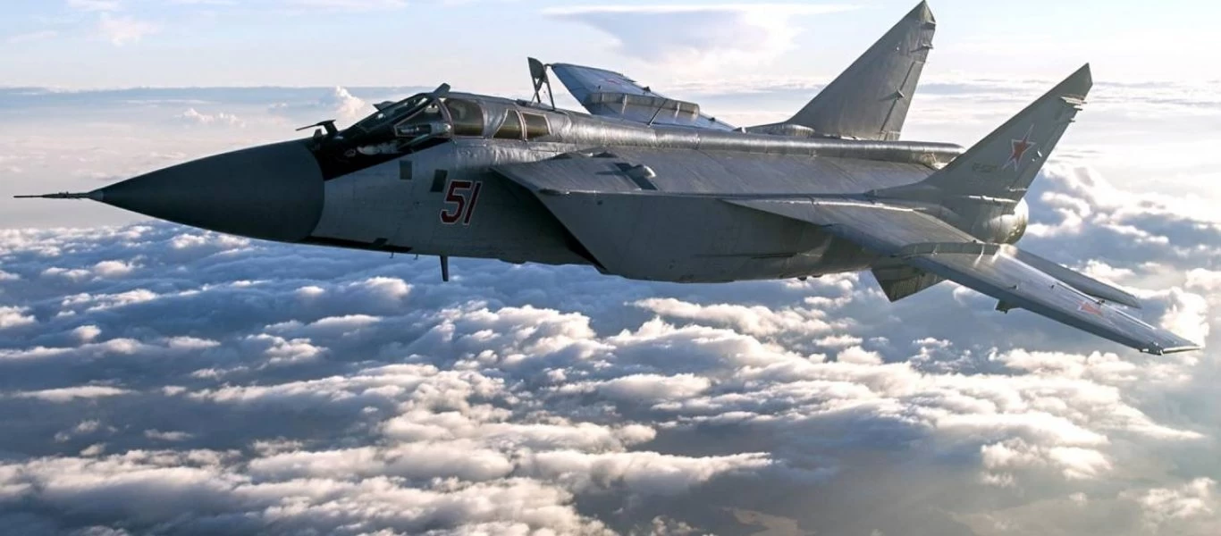 MiG-31 αναχαίτισε ξένα μαχητικά κοντά στα σύνορα της Ρωσίας